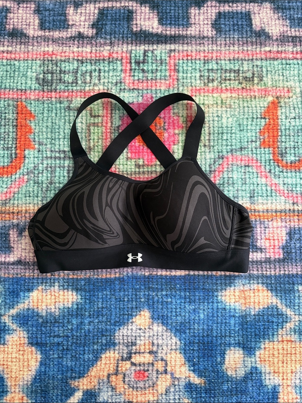 Under Armour Black Swirl Print Crossback Sports Bra